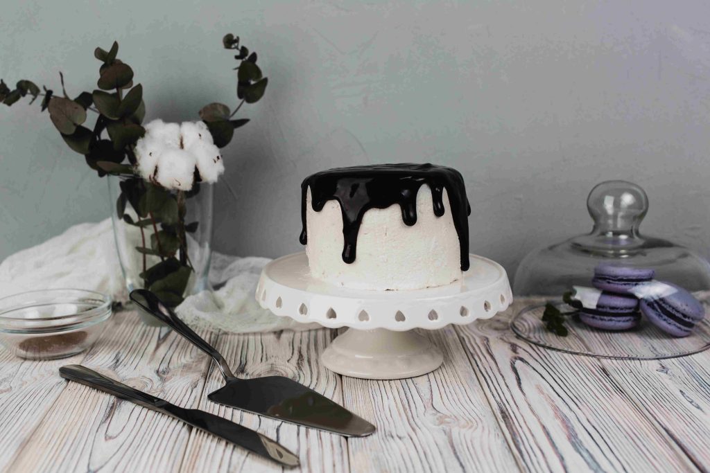 From Sports to Suits: Adult Male Birthday Cake Themes That Impress