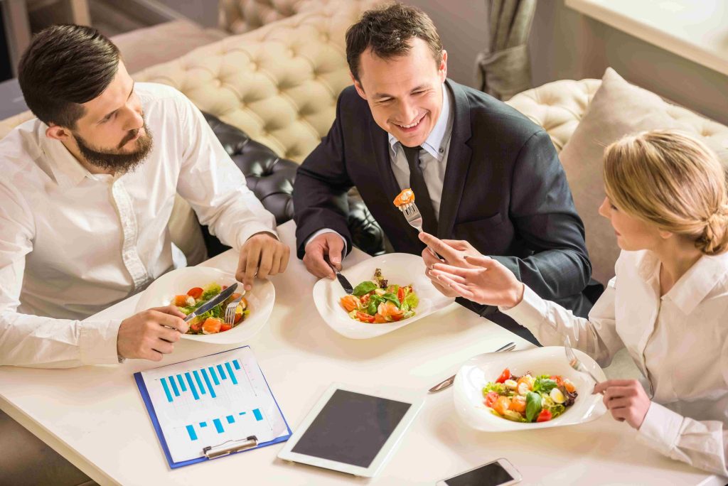 How Business Lunch Offers Dubai Enhance Corporate Productivity